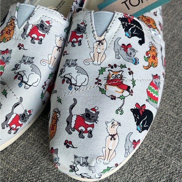 Toms Belmont Holiday Cats Slip On Shoes NEW! - Picture 3 of 4